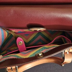 Dooney & Bourke